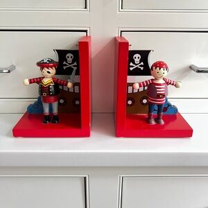 pair of wooden pirate bookends from Orange Tree Toys red handpaint Wood for kids